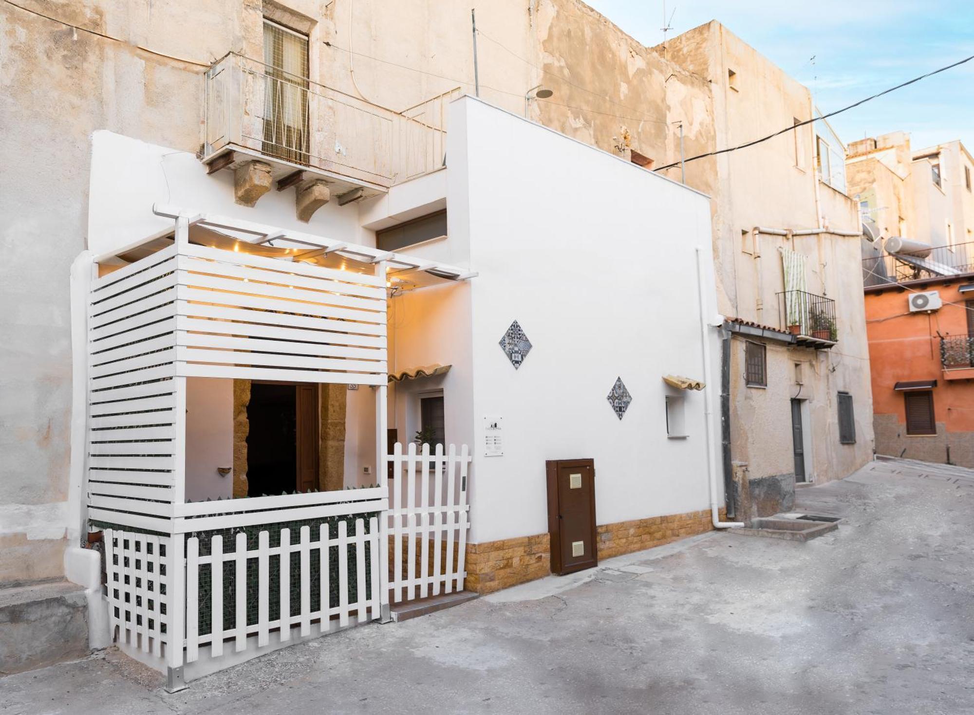 Вілла Centro Storico Sciacca - Casa Di Pisa Cortile Termine Екстер'єр фото